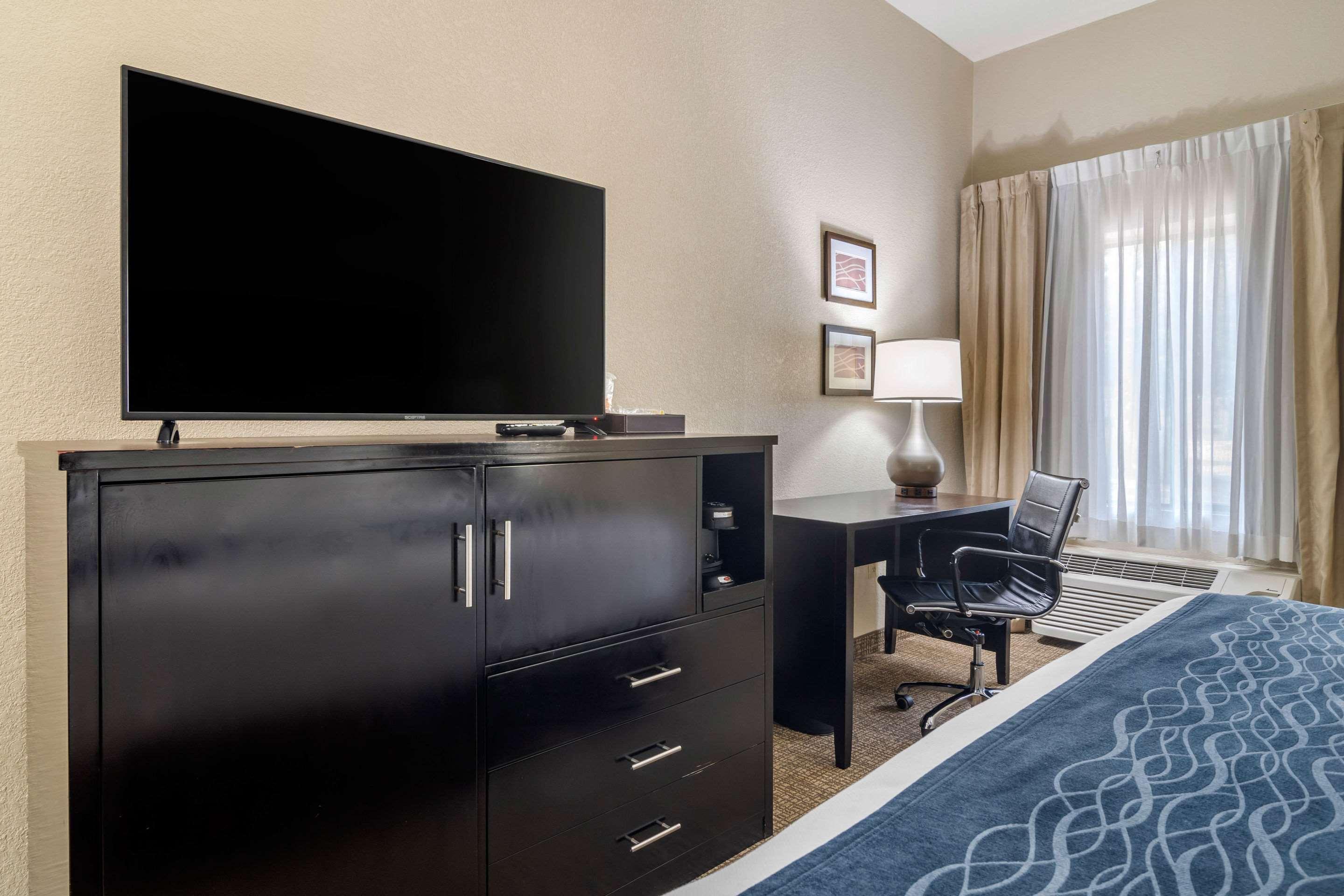 Comfort Inn&Suites Galleria Atlanta Dış mekan fotoğraf