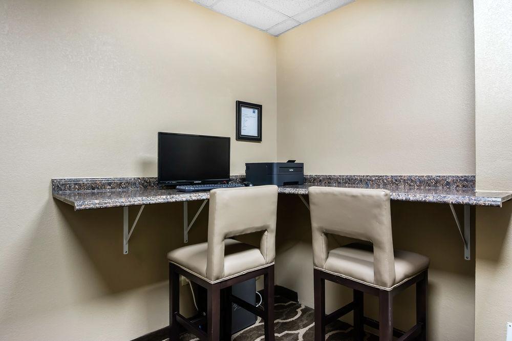 Comfort Inn&Suites Galleria Atlanta Dış mekan fotoğraf