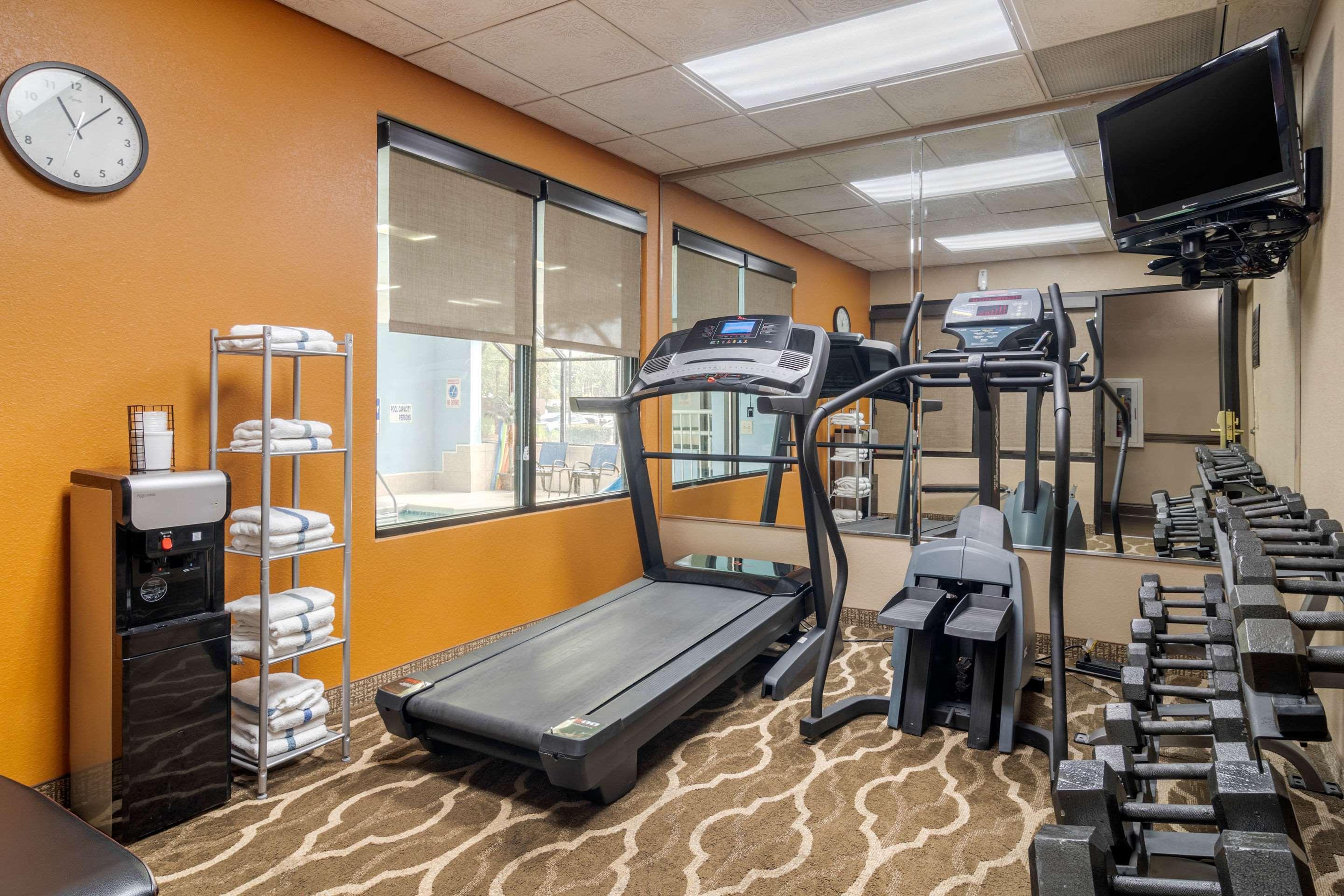 Comfort Inn&Suites Galleria Atlanta Dış mekan fotoğraf